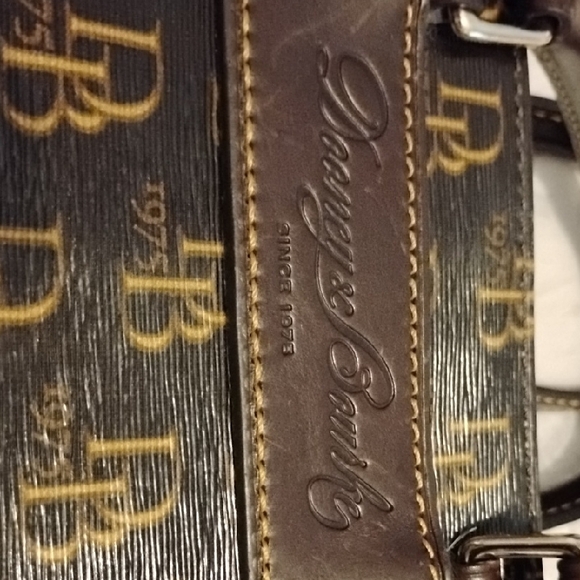 VTG Dooney & Bourke Camel & Brown Vacchetta Leather Monogram Handbag Crossbody - Picture 3 of 15